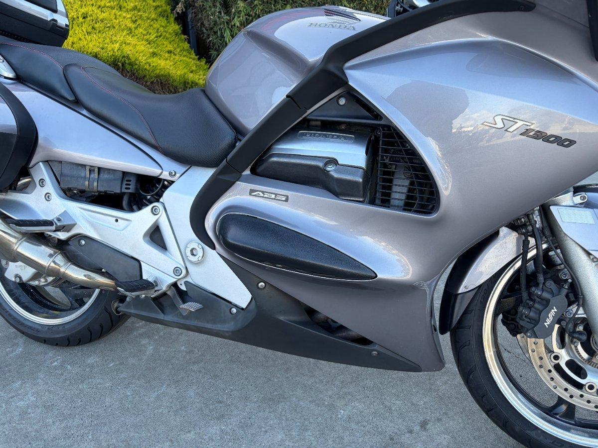 2003 HONDA ST1300 ABS ROAD