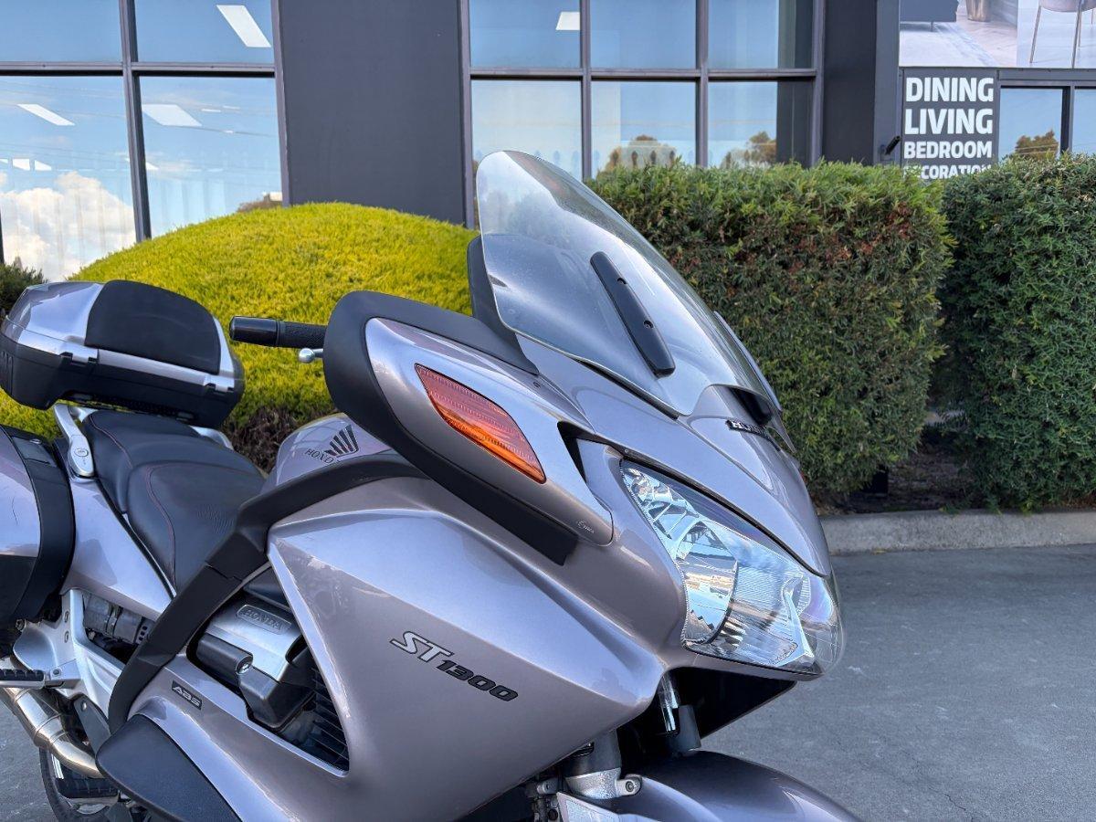 2003 HONDA ST1300 ABS ROAD