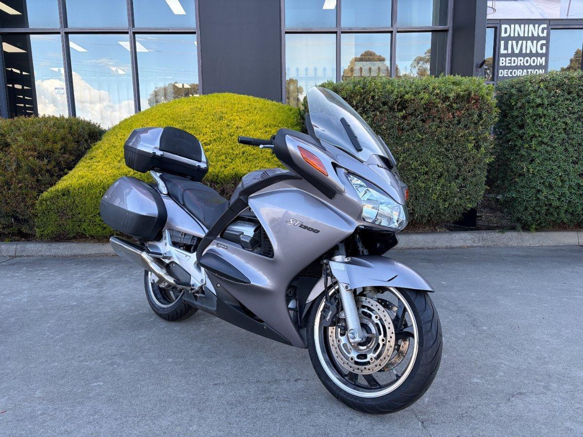 2003 HONDA ST1300 ABS ROAD