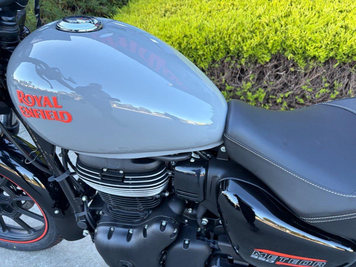 2026 ROYAL ENFIELD METEOR 350 FIREBALL ROAD