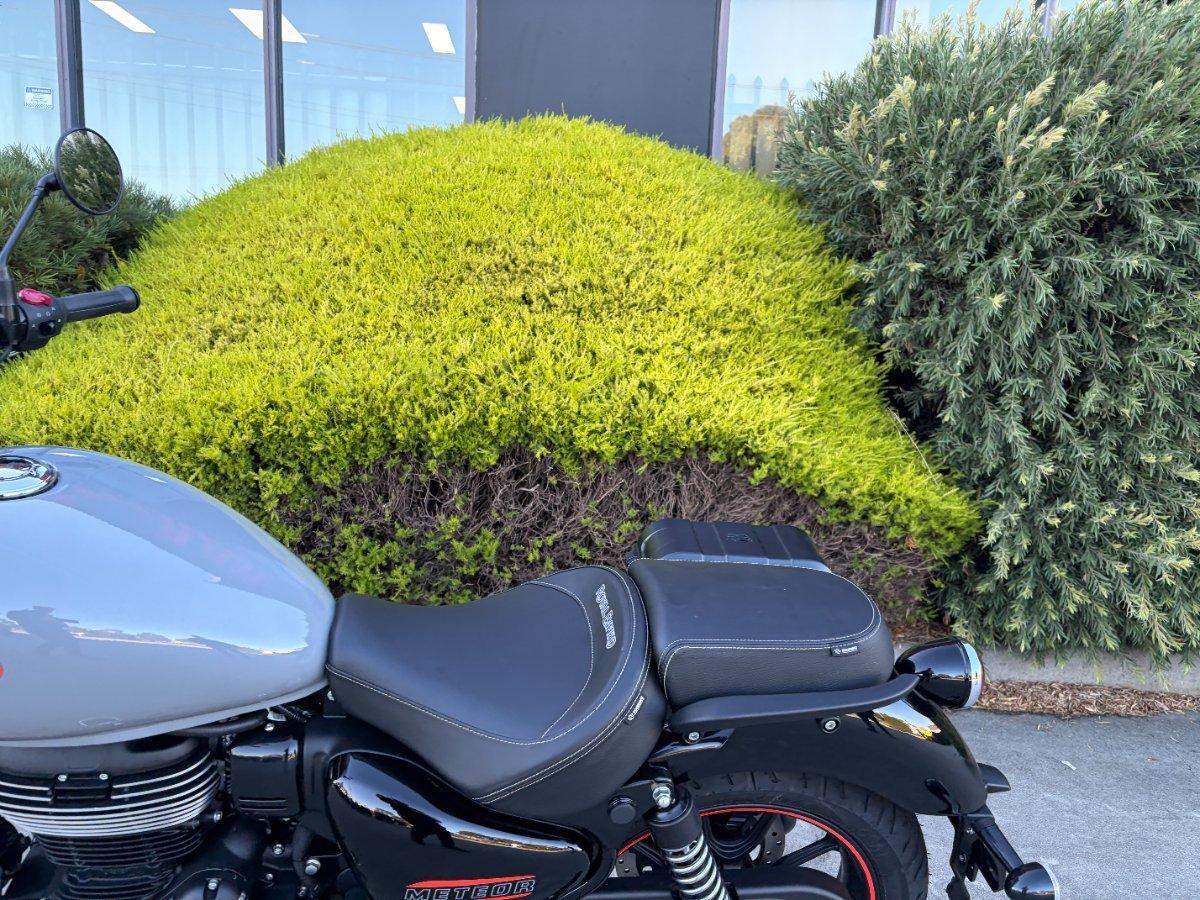2026 ROYAL ENFIELD METEOR 350 FIREBALL ROAD
