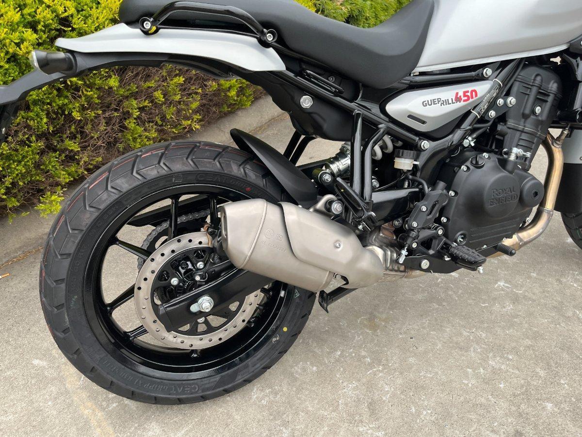 2026 ROYAL ENFIELD GUERILLA 450 ROAD