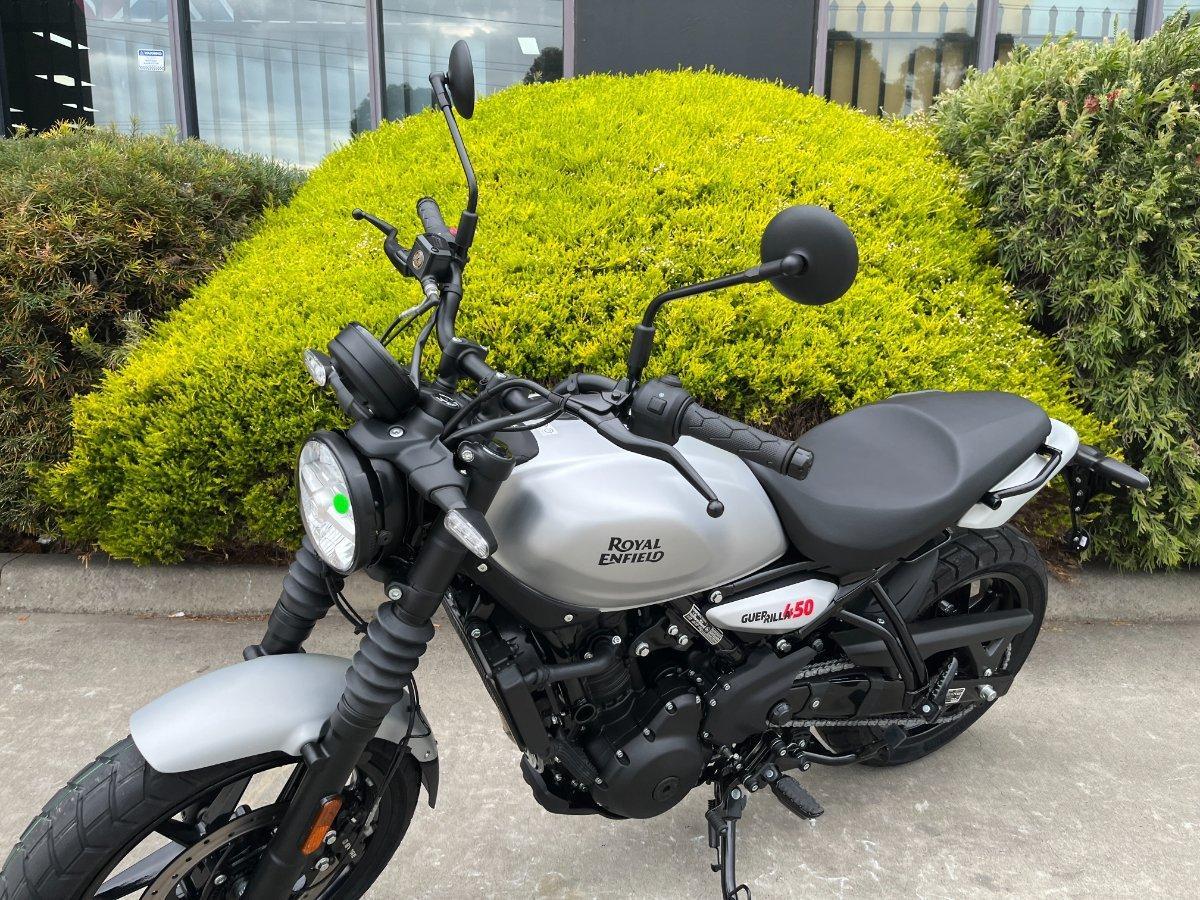 2026 ROYAL ENFIELD GUERILLA 450 ROAD