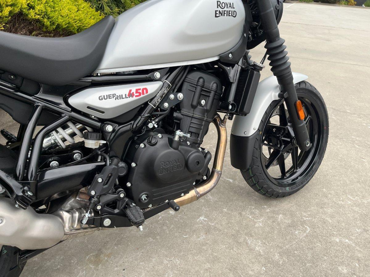 2026 ROYAL ENFIELD GUERILLA 450 ROAD