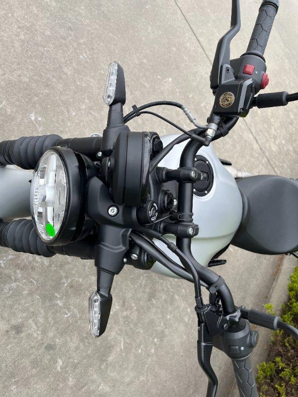 2026 ROYAL ENFIELD GUERILLA 450 ROAD