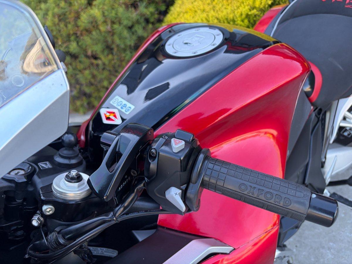 2010 HONDA VFR1200F ROAD