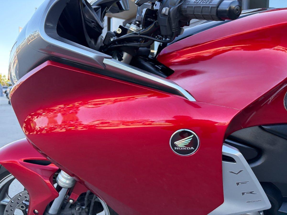 2010 HONDA VFR1200F ROAD