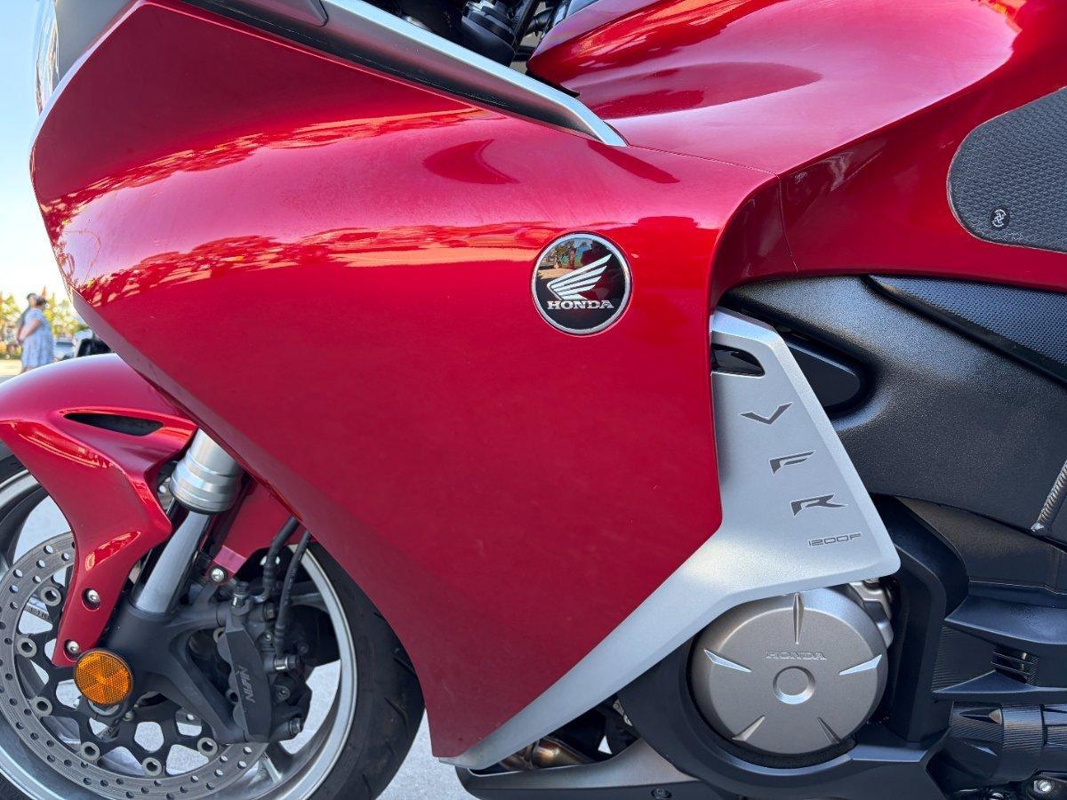 2010 HONDA VFR1200F ROAD