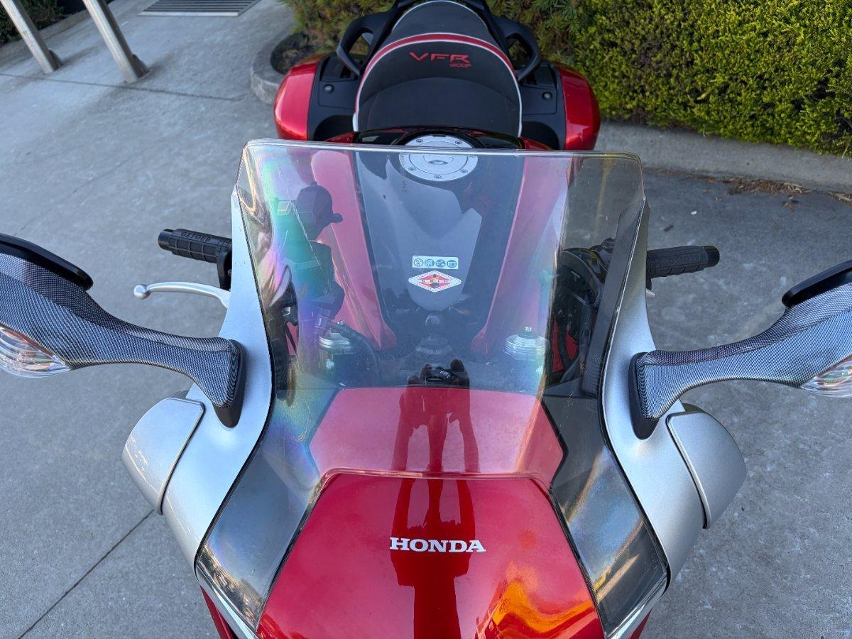 2010 HONDA VFR1200F ROAD