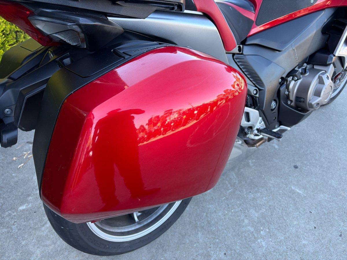 2010 HONDA VFR1200F ROAD