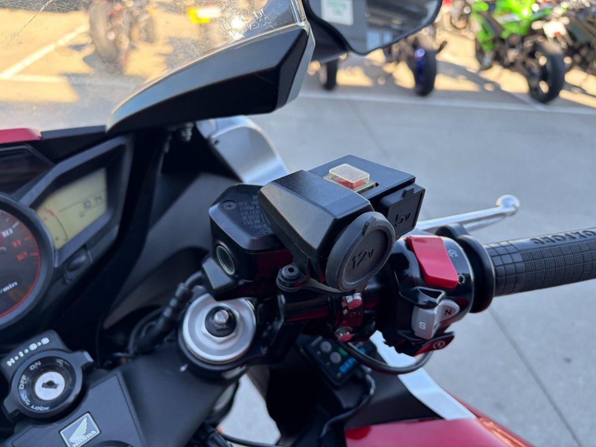 2010 HONDA VFR1200F ROAD