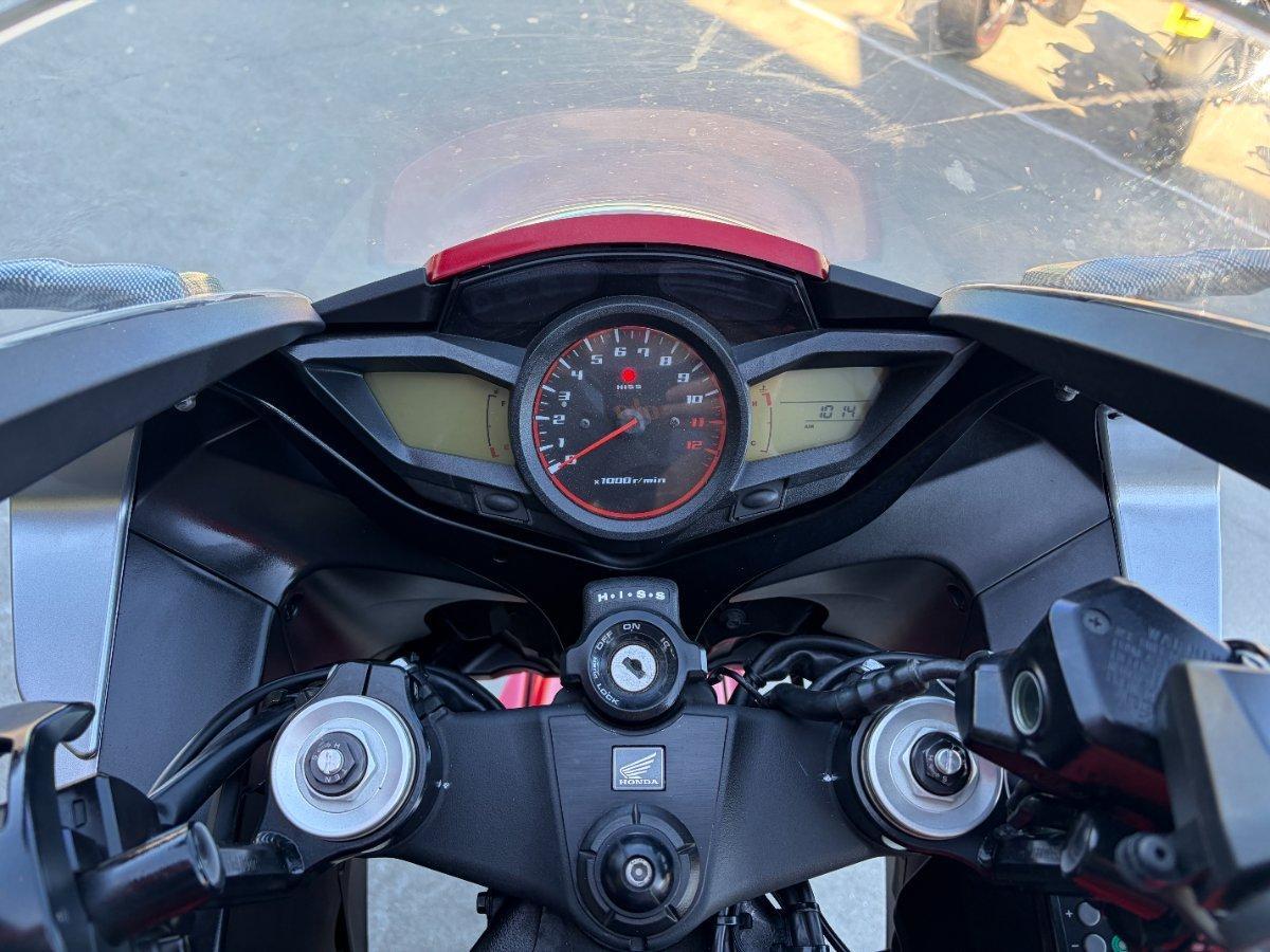 2010 HONDA VFR1200F ROAD