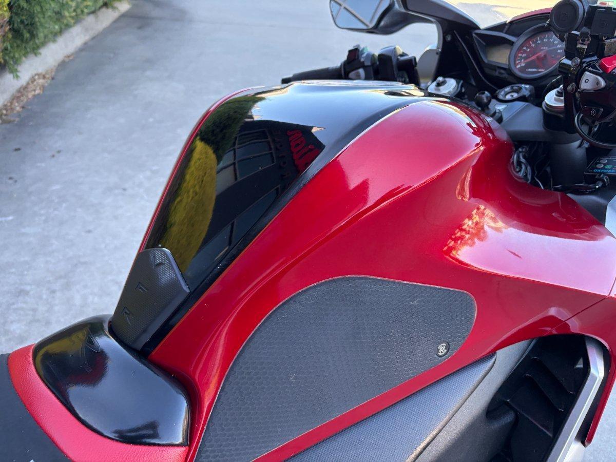 2010 HONDA VFR1200F ROAD