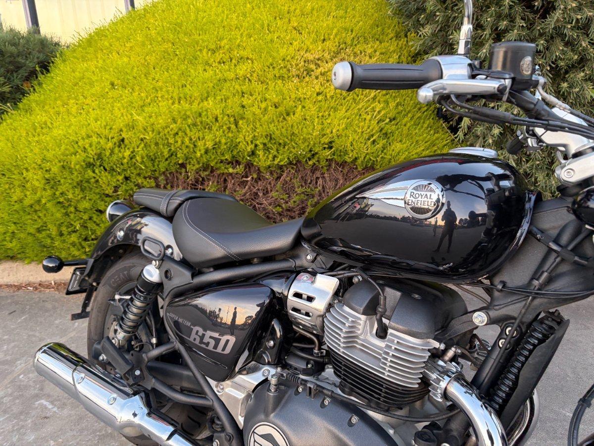 2025 ROYAL ENFIELD (SEE ALSO ENFIELD) SUPER METEOR 650 ROAD