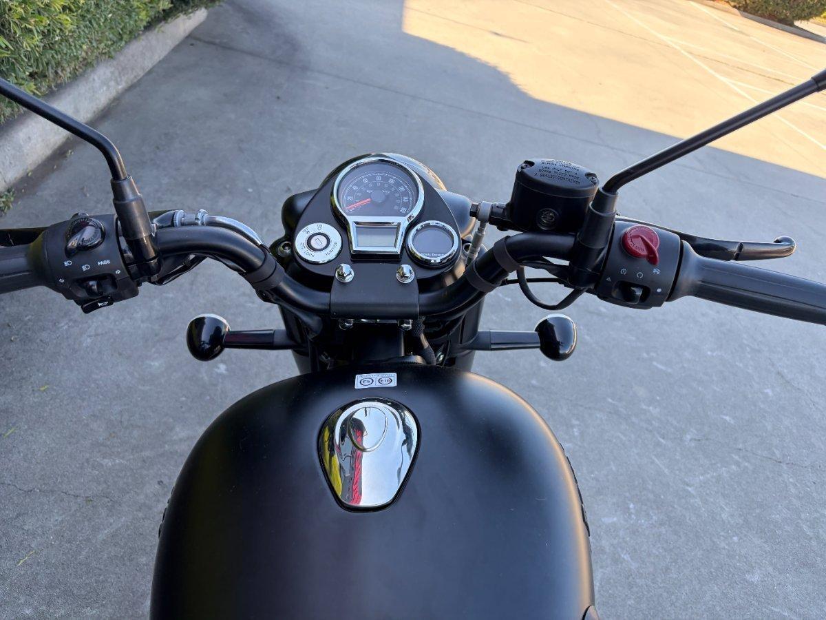 2026 ROYAL ENFIELD CLASSIC 350 DARK ROAD