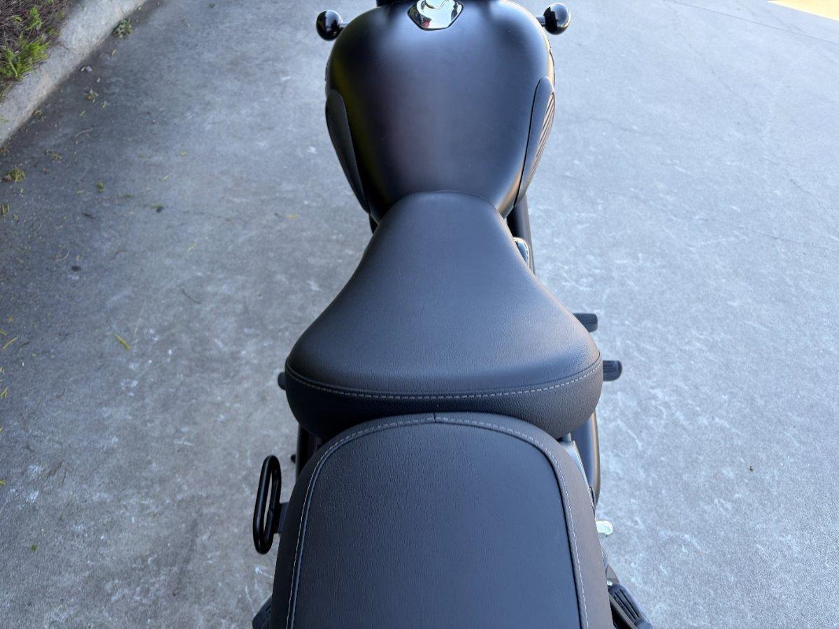 2026 ROYAL ENFIELD CLASSIC 350 DARK ROAD