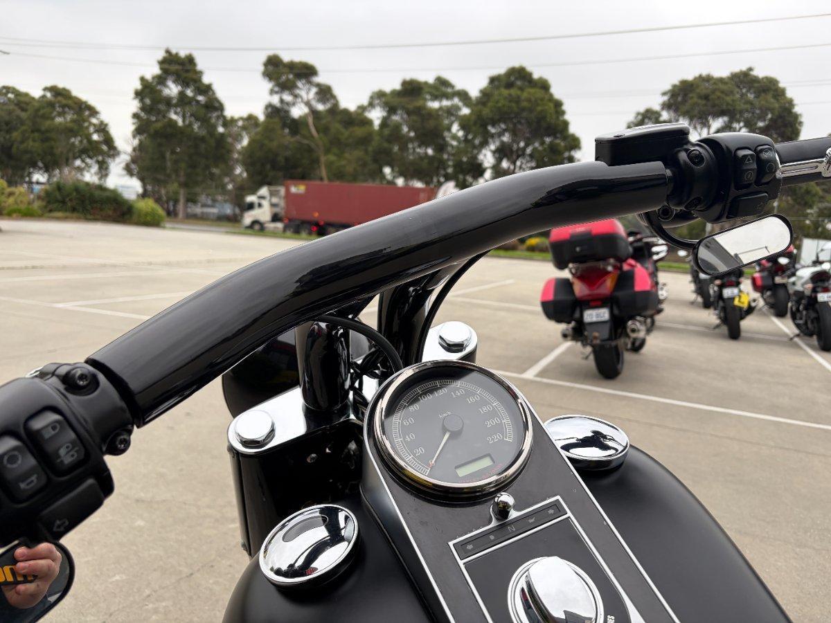 2017 HARLEY-DAVIDSON FLSTFB FAT BOY LO CRUISER