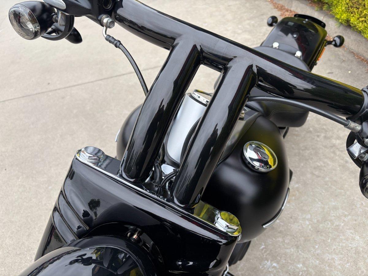 2017 HARLEY-DAVIDSON FLSTFB FAT BOY LO CRUISER
