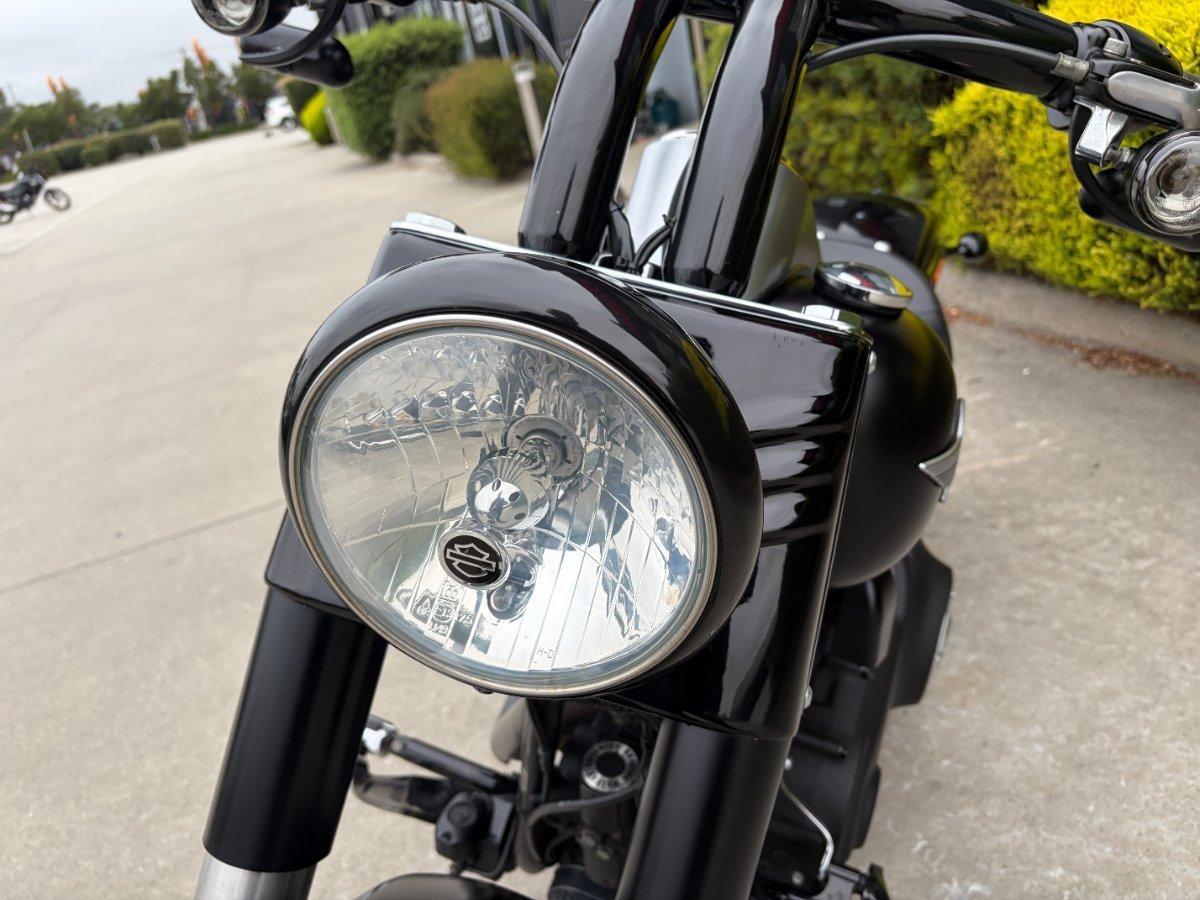 2017 HARLEY-DAVIDSON FLSTFB FAT BOY LO CRUISER