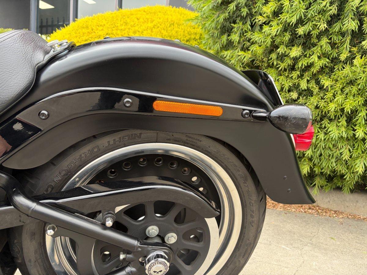 2017 HARLEY-DAVIDSON FLSTFB FAT BOY LO CRUISER