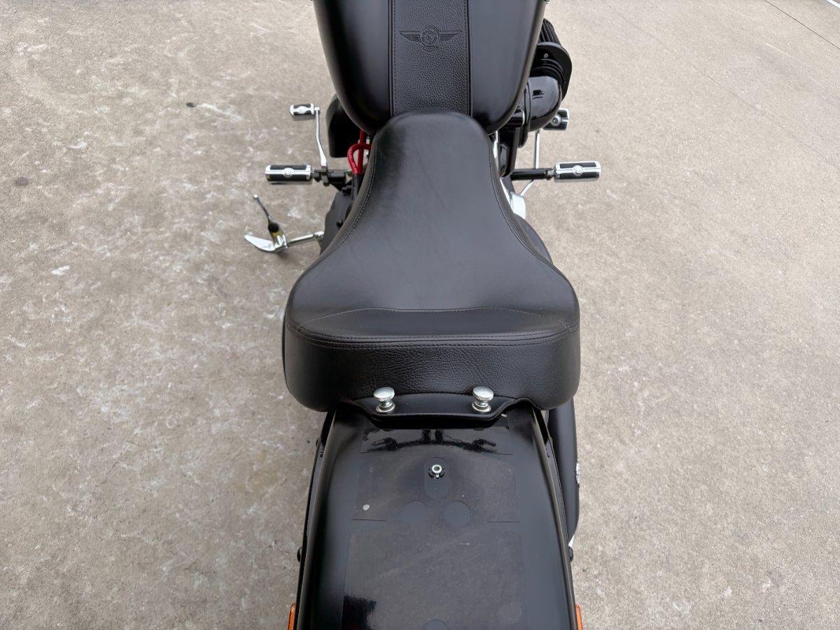 2017 HARLEY-DAVIDSON FLSTFB FAT BOY LO CRUISER