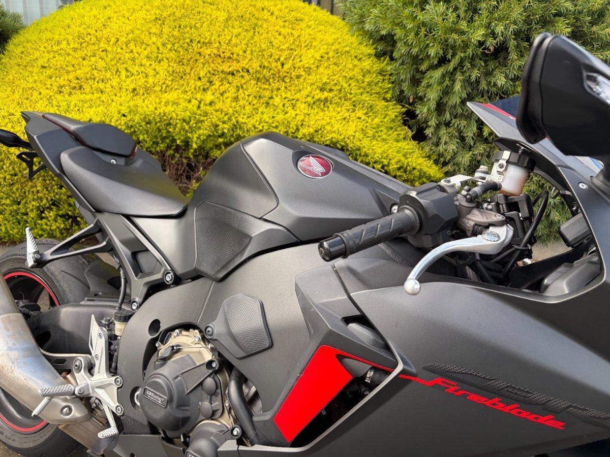 2017 HONDA CBR1000RRA (FIREBLADE) ABS SPORTS