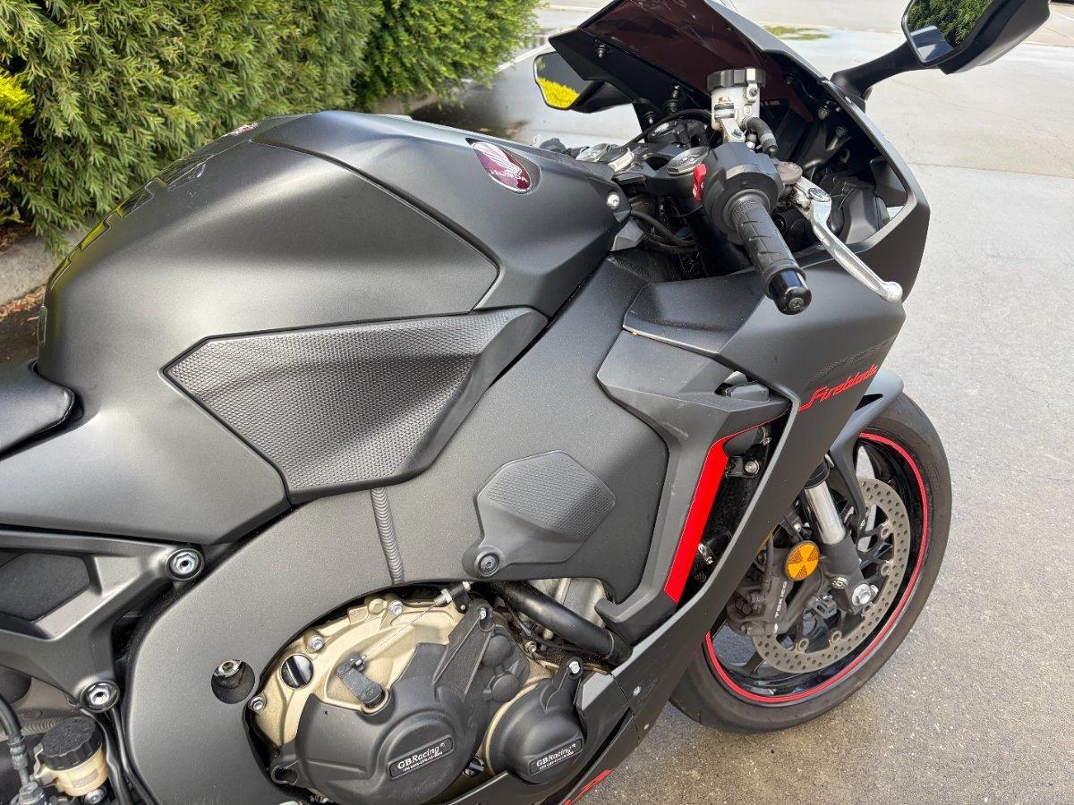 2017 HONDA CBR1000RRA (FIREBLADE) ABS SPORTS