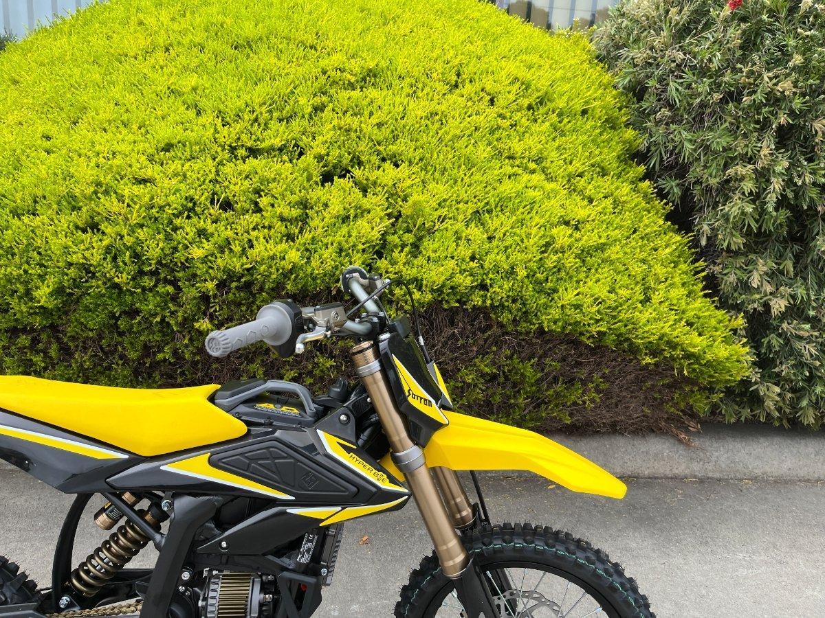 2025 SUR-RON HYPER BEE TRAIL