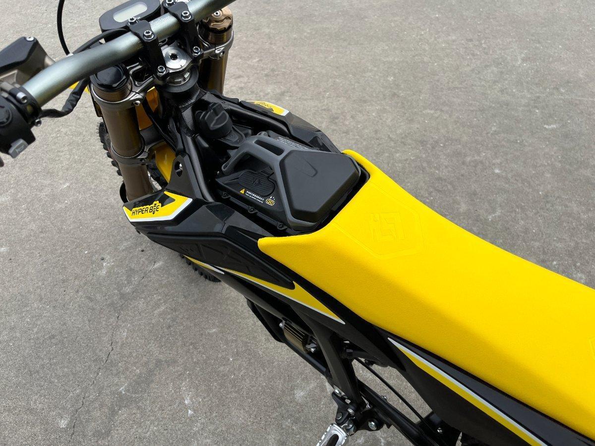 2025 SUR-RON HYPER BEE TRAIL