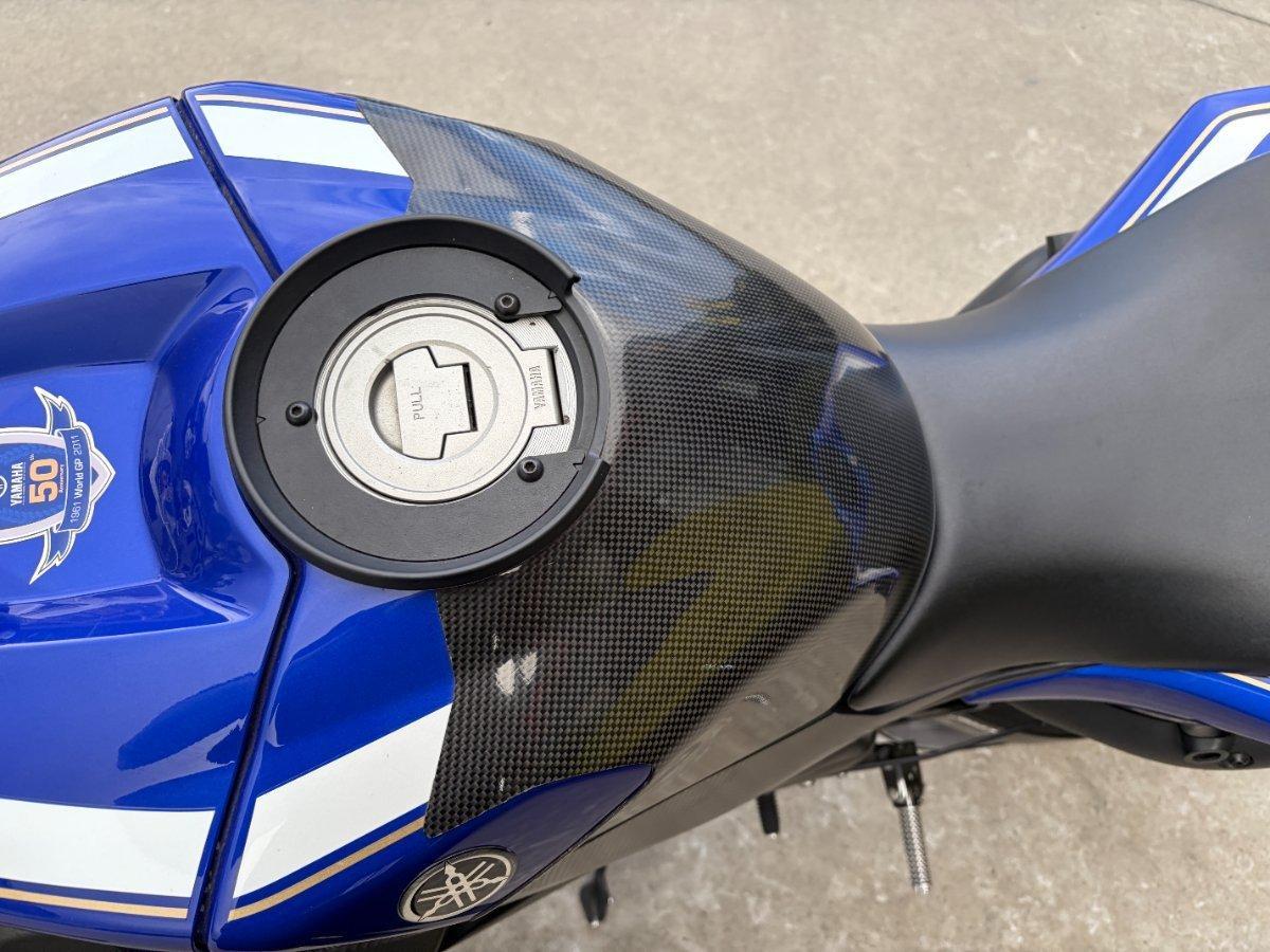 2012 YAMAHA YZF-R1 SPORTS