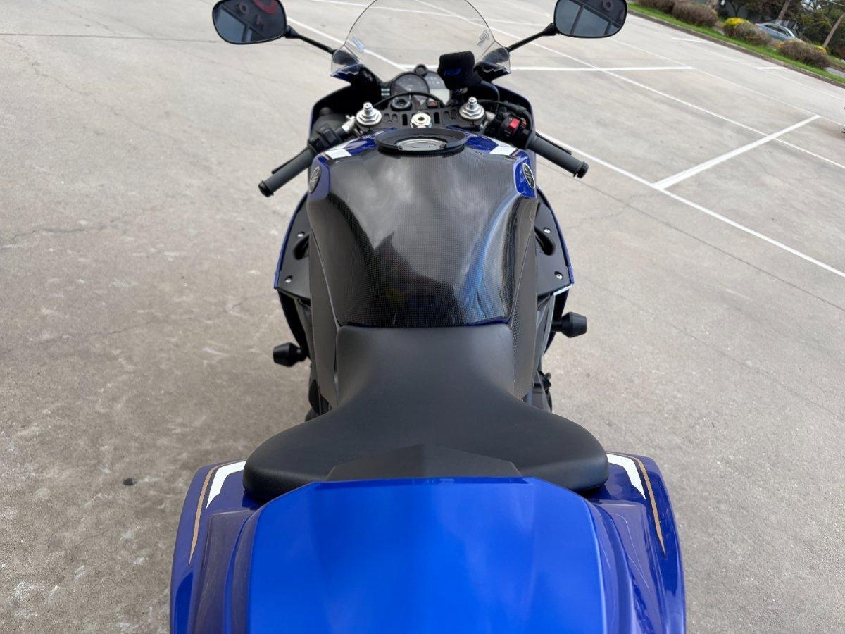 2012 YAMAHA YZF-R1 SPORTS