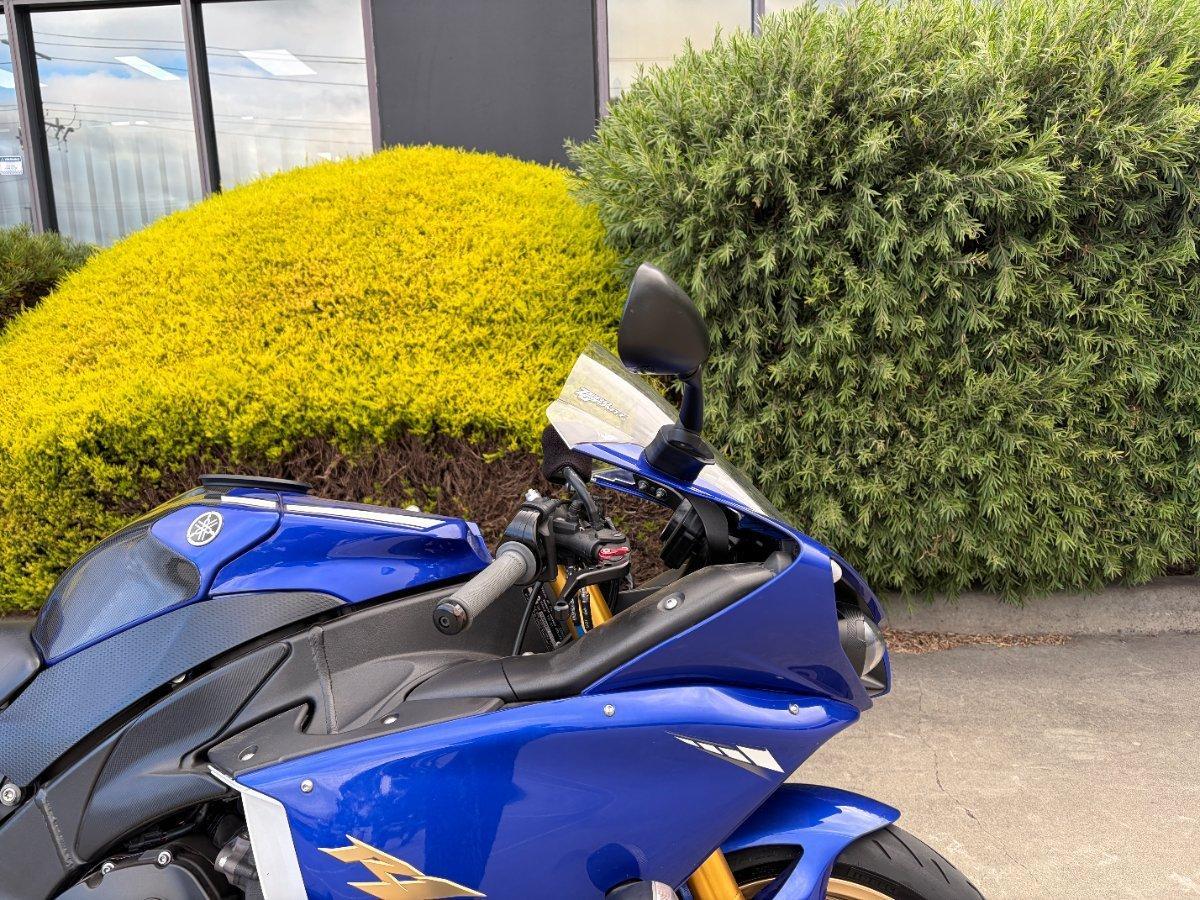 2012 YAMAHA YZF-R1 SPORTS