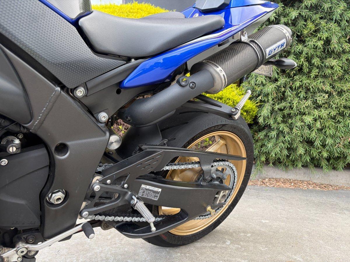2012 YAMAHA YZF-R1 SPORTS