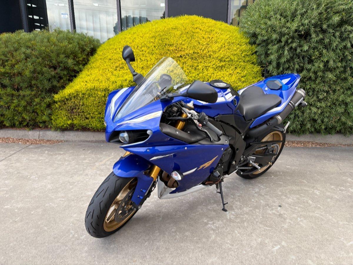 2012 YAMAHA YZF-R1 SPORTS