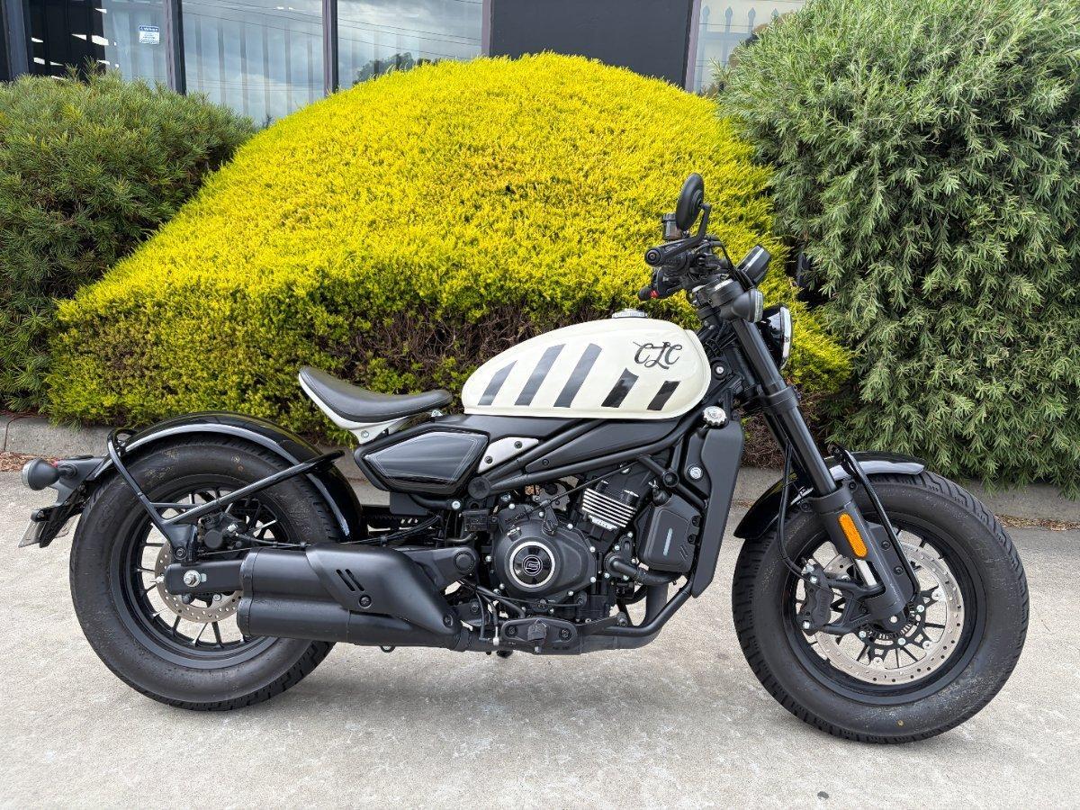 2025 CF MOTO 450 CL-C BOBBER CRUISER