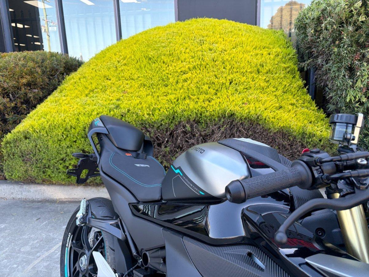 2026 CF MOTO 450 SR S ROAD