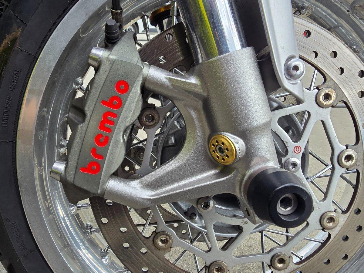 2017 TRIUMPH THRUXTON R ROAD