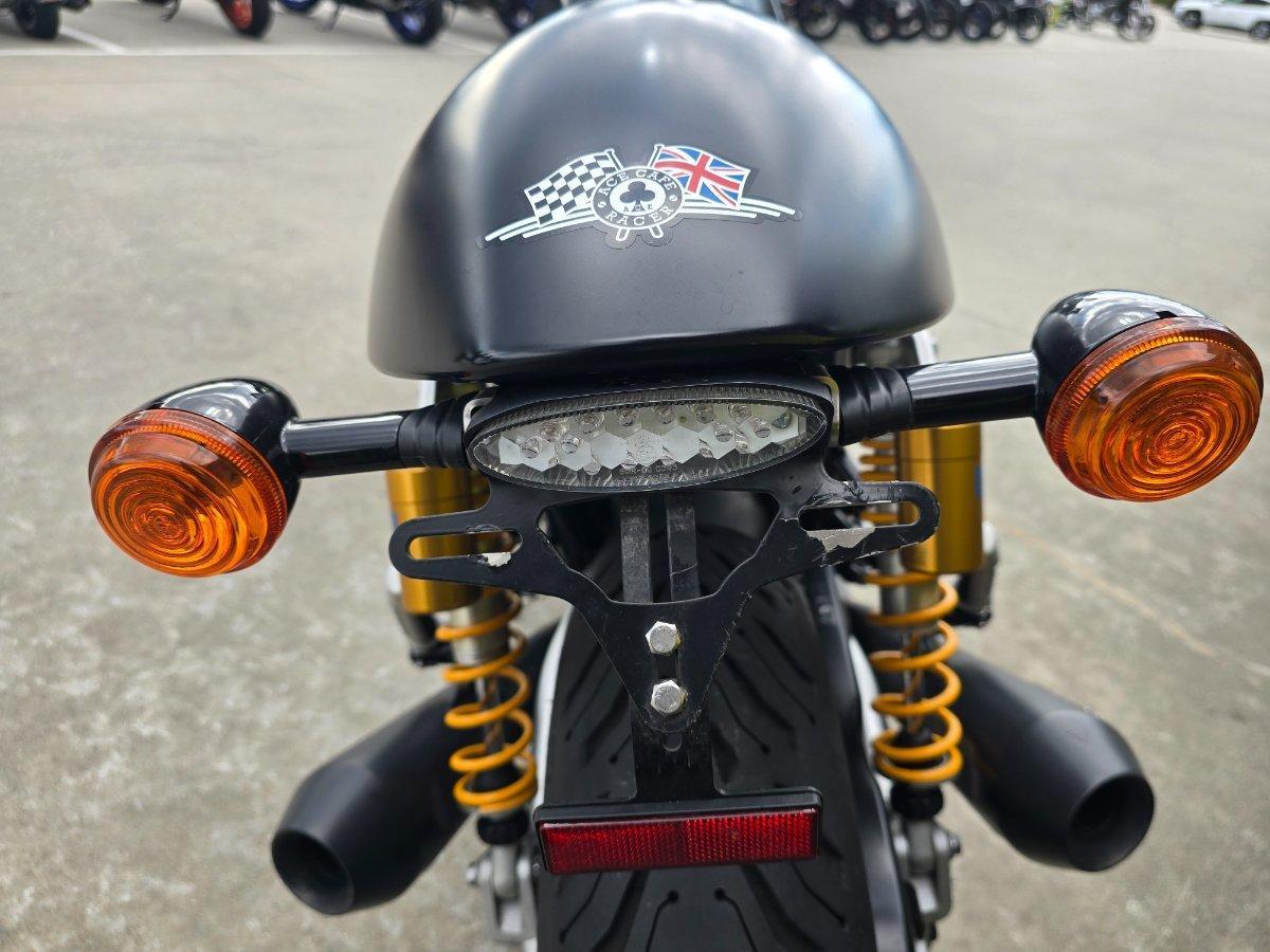 2017 TRIUMPH THRUXTON R ROAD