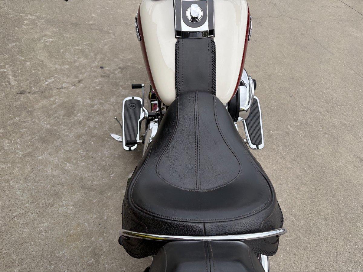 2013 HARLEY-DAVIDSON FLSTN SOFTAIL DELUXE CRUISER