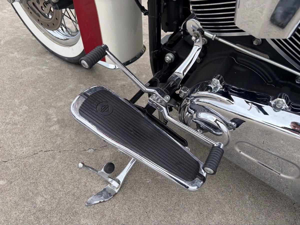 2013 HARLEY-DAVIDSON FLSTN SOFTAIL DELUXE CRUISER