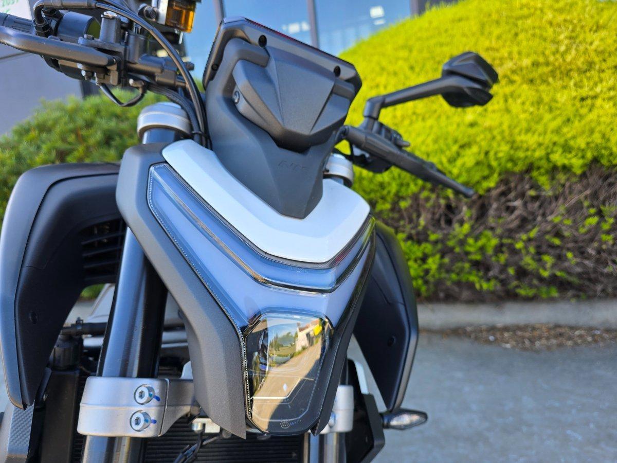 2025 CF MOTO 450 NK ROAD