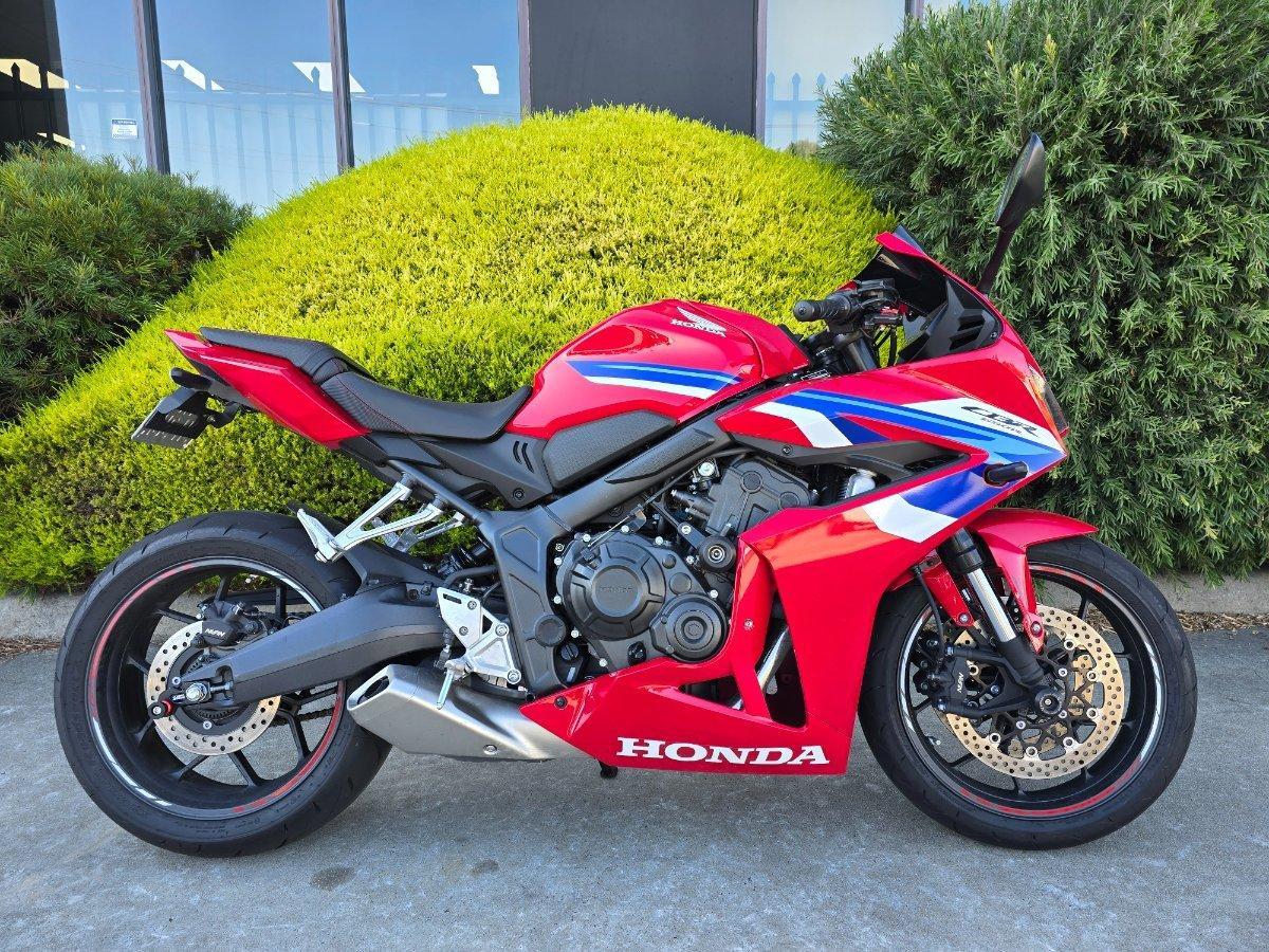 2025 HONDA CBR650R SPORTS