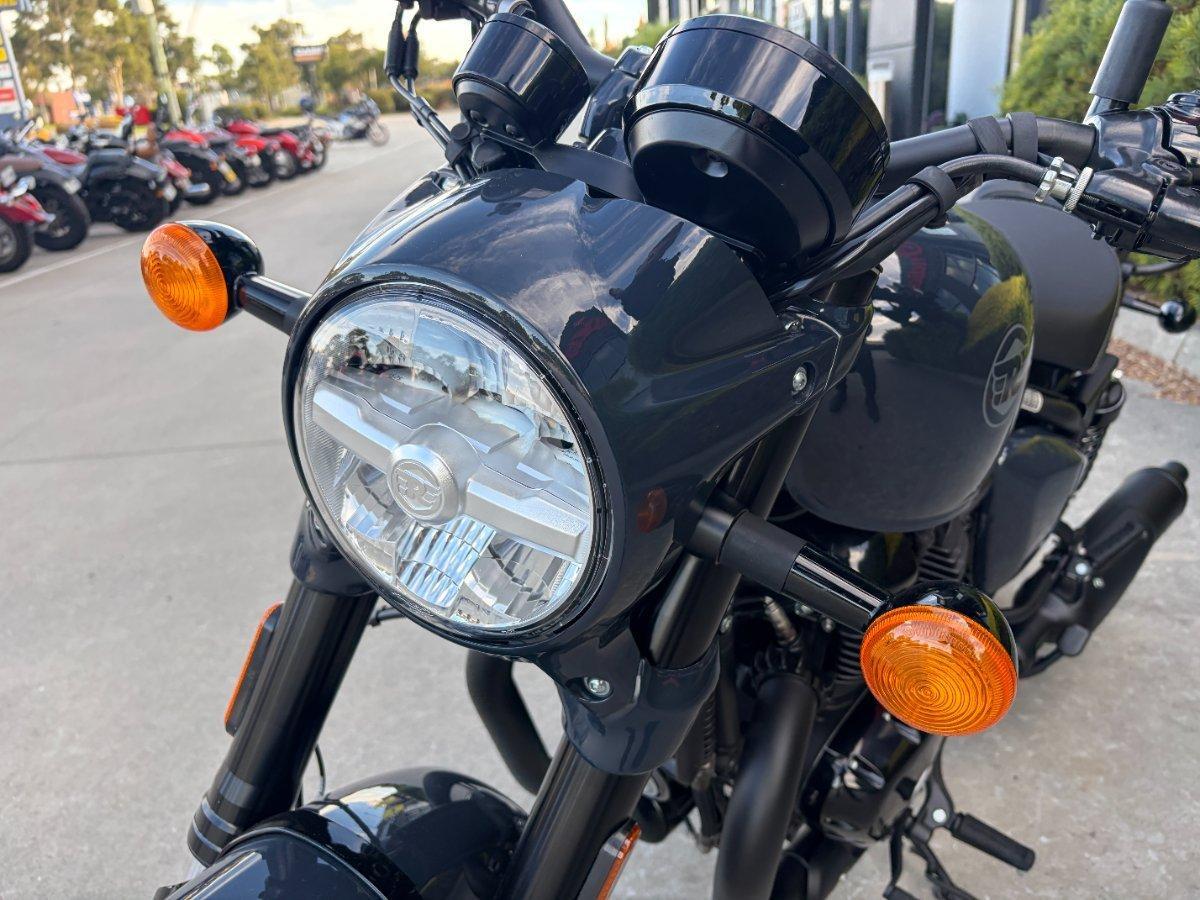 2026 ROYAL ENFIELD SHOTGUN 650 ROAD