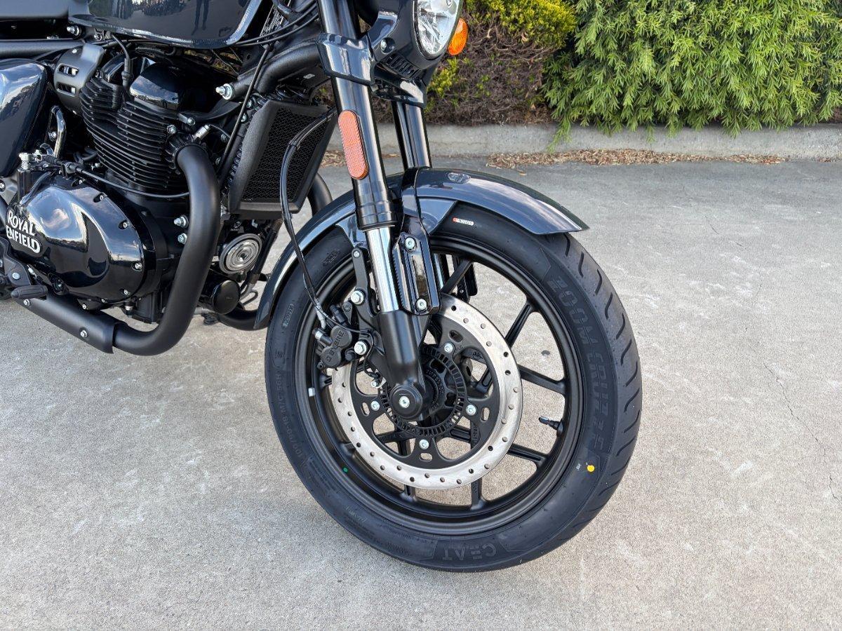 2026 ROYAL ENFIELD SHOTGUN 650 ROAD