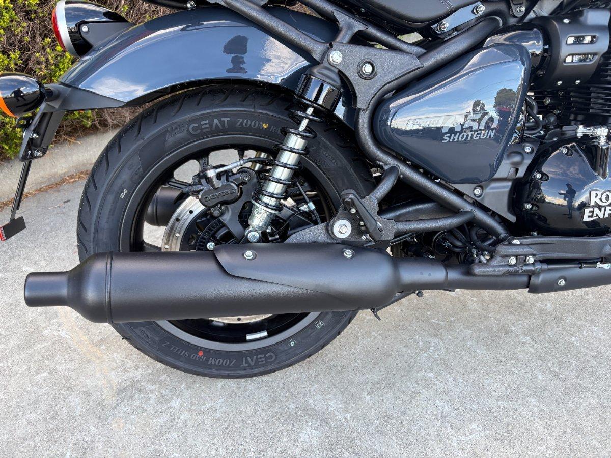 2026 ROYAL ENFIELD SHOTGUN 650 ROAD