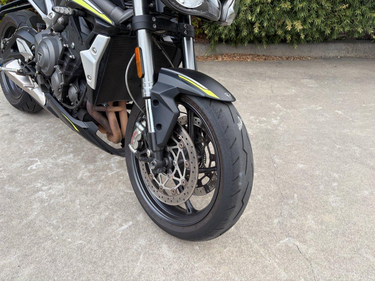 2019 TRIUMPH STREET TRIPLE S ROAD