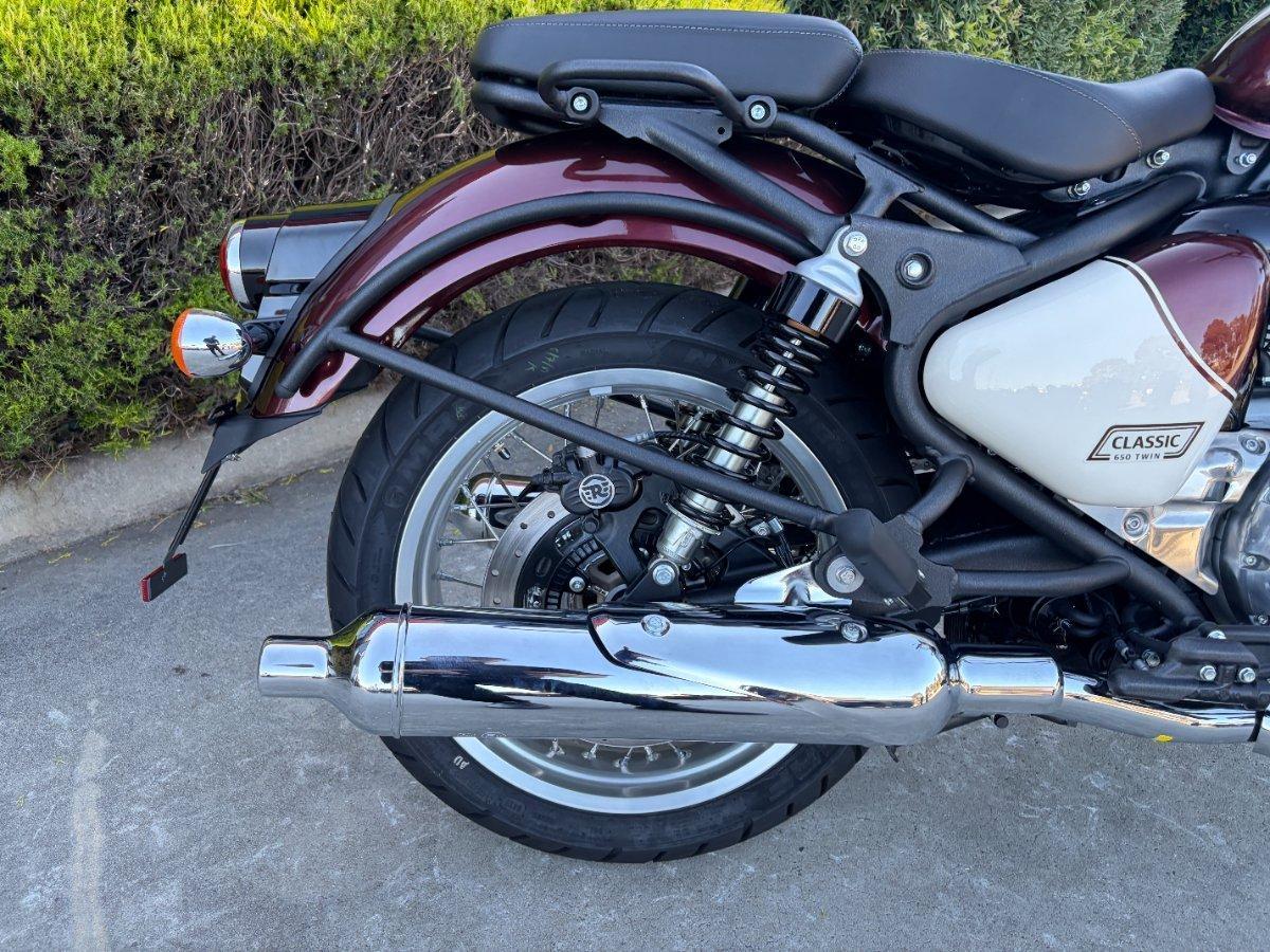 2025 ROYAL ENFIELD CLASSIC 650 ROAD