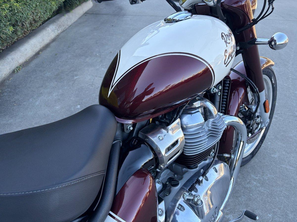 2025 ROYAL ENFIELD CLASSIC 650 ROAD