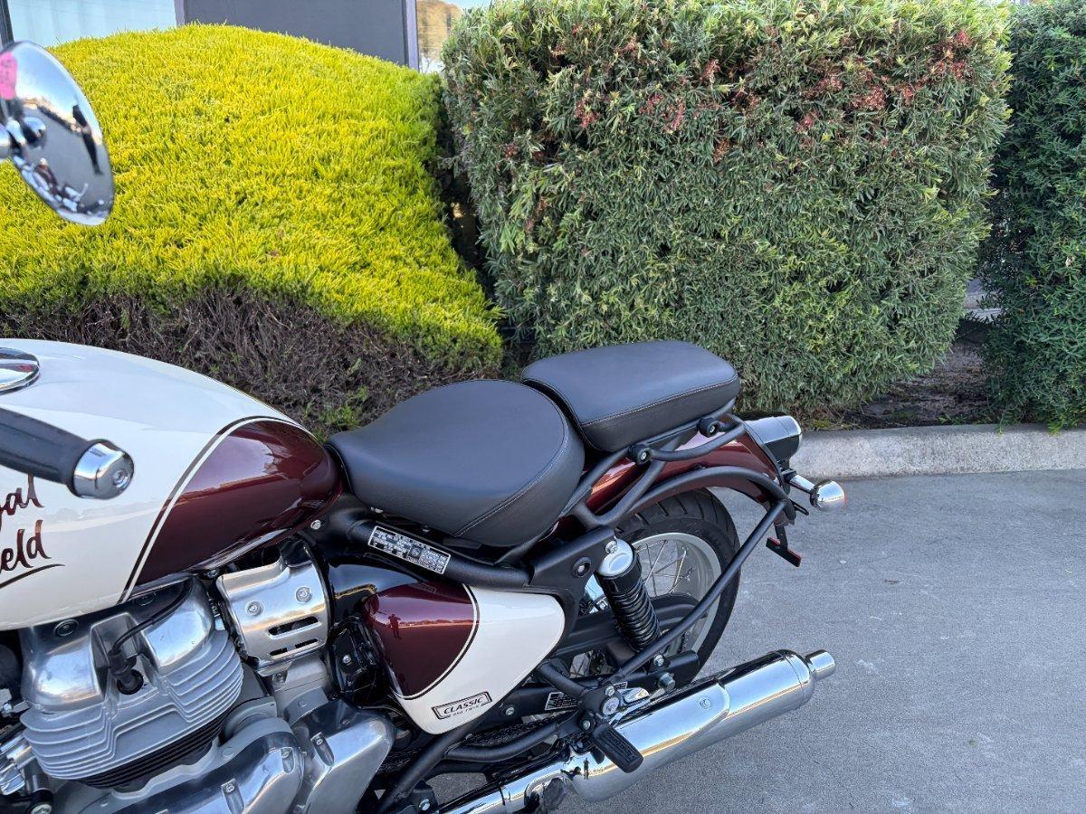 2025 ROYAL ENFIELD CLASSIC 650 ROAD