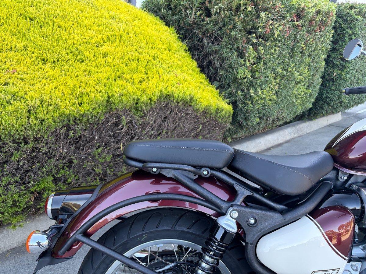 2025 ROYAL ENFIELD CLASSIC 650 ROAD